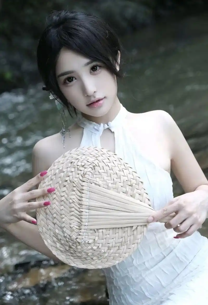 家庭大电影夏日无声海报